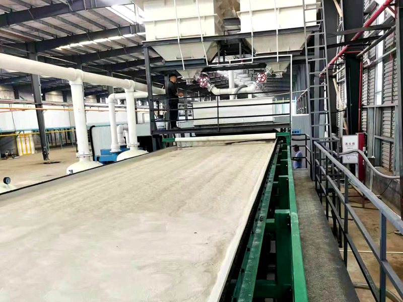 How does a belt filter handle contaminated water sources? What should I do if there is a pile up?